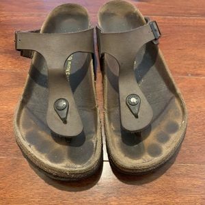 Birkenstock’s size 39